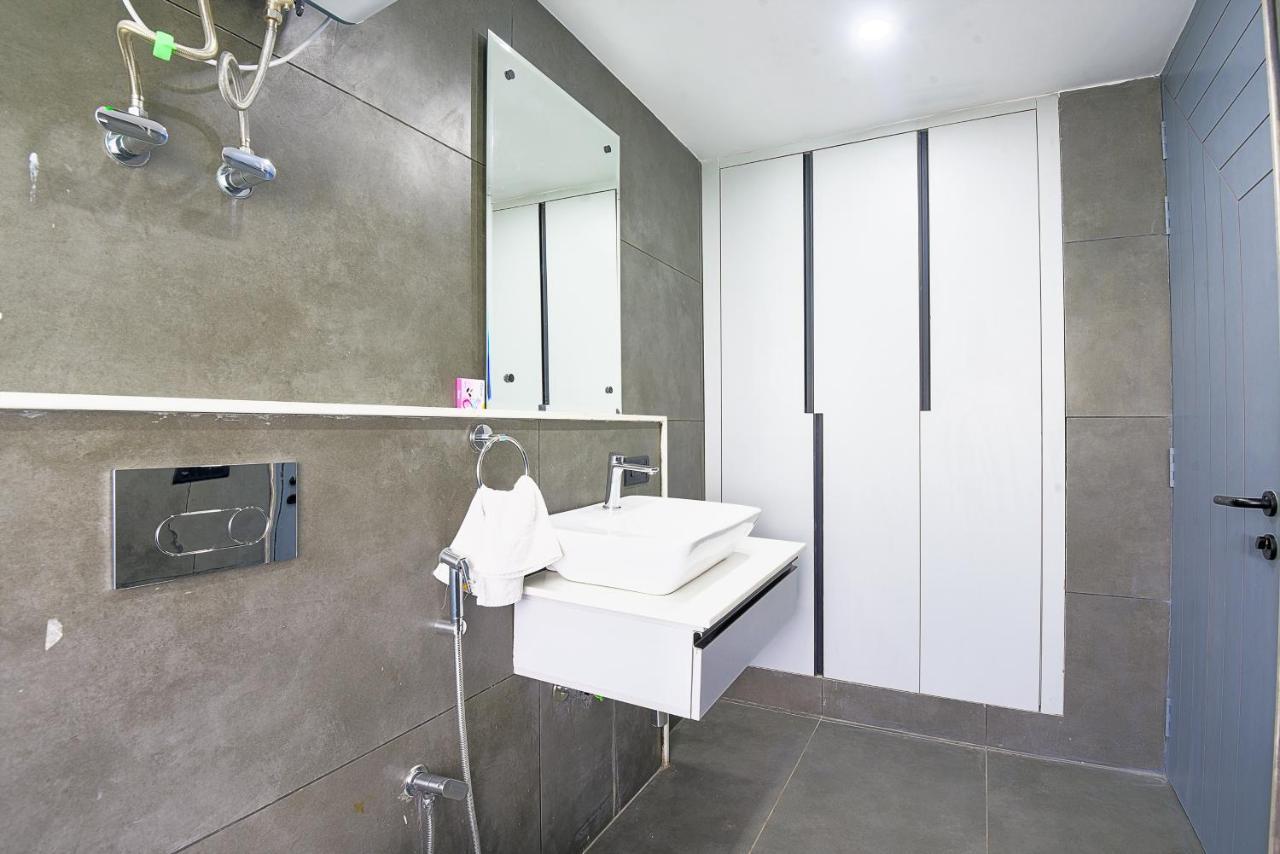 Bedchambers Serviced Apartments, Mg Road Gurgaon Bagian luar foto