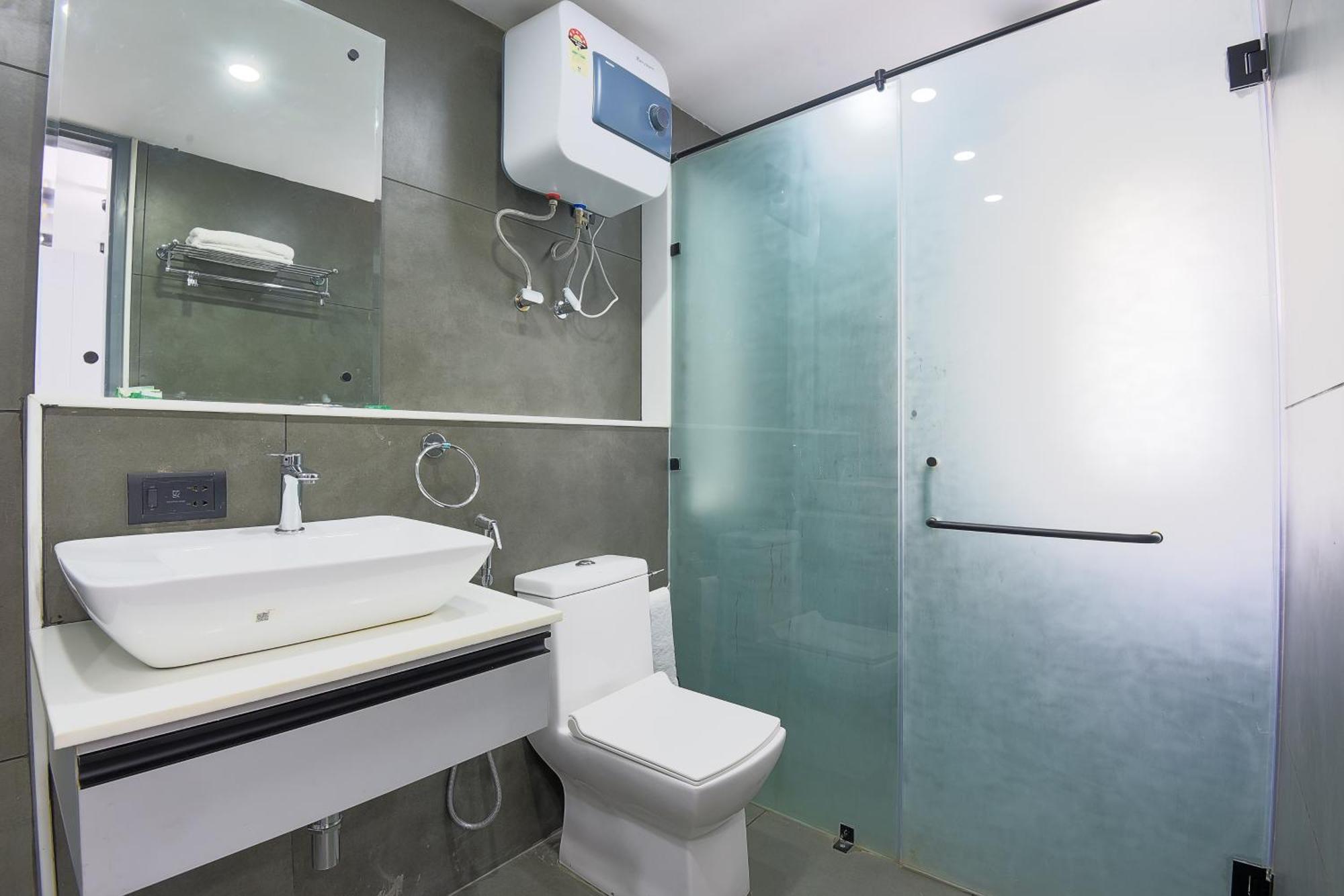 Bedchambers Serviced Apartments, Mg Road Gurgaon Bagian luar foto