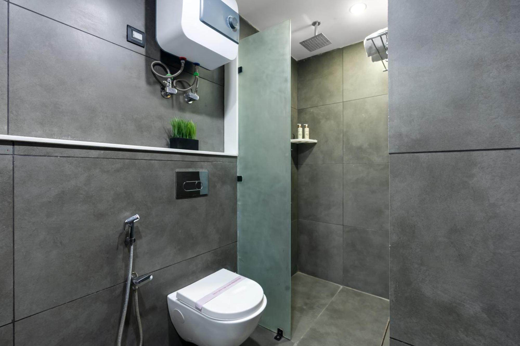 Bedchambers Serviced Apartments, Mg Road Gurgaon Bagian luar foto