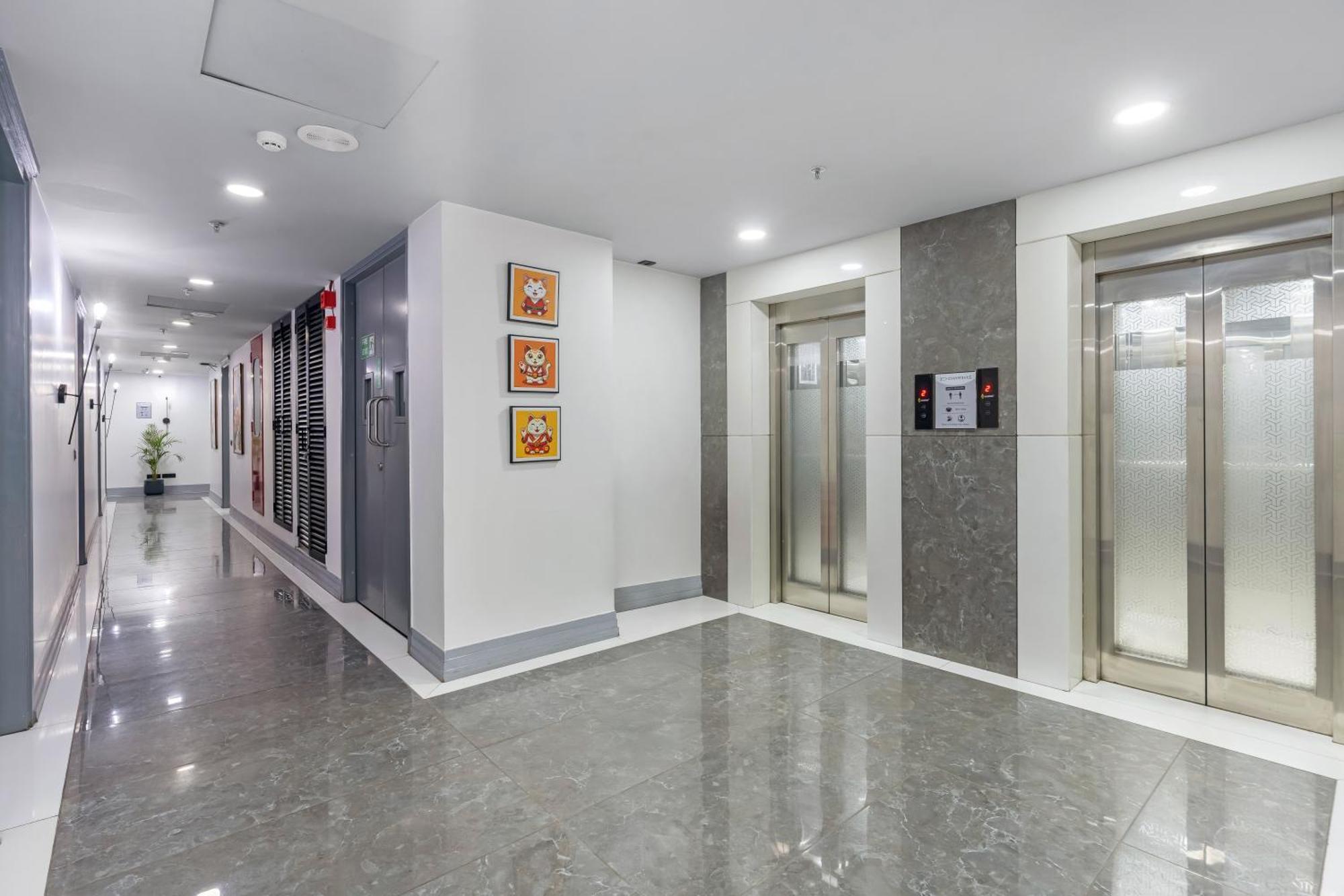 Bedchambers Serviced Apartments, Mg Road Gurgaon Bagian luar foto