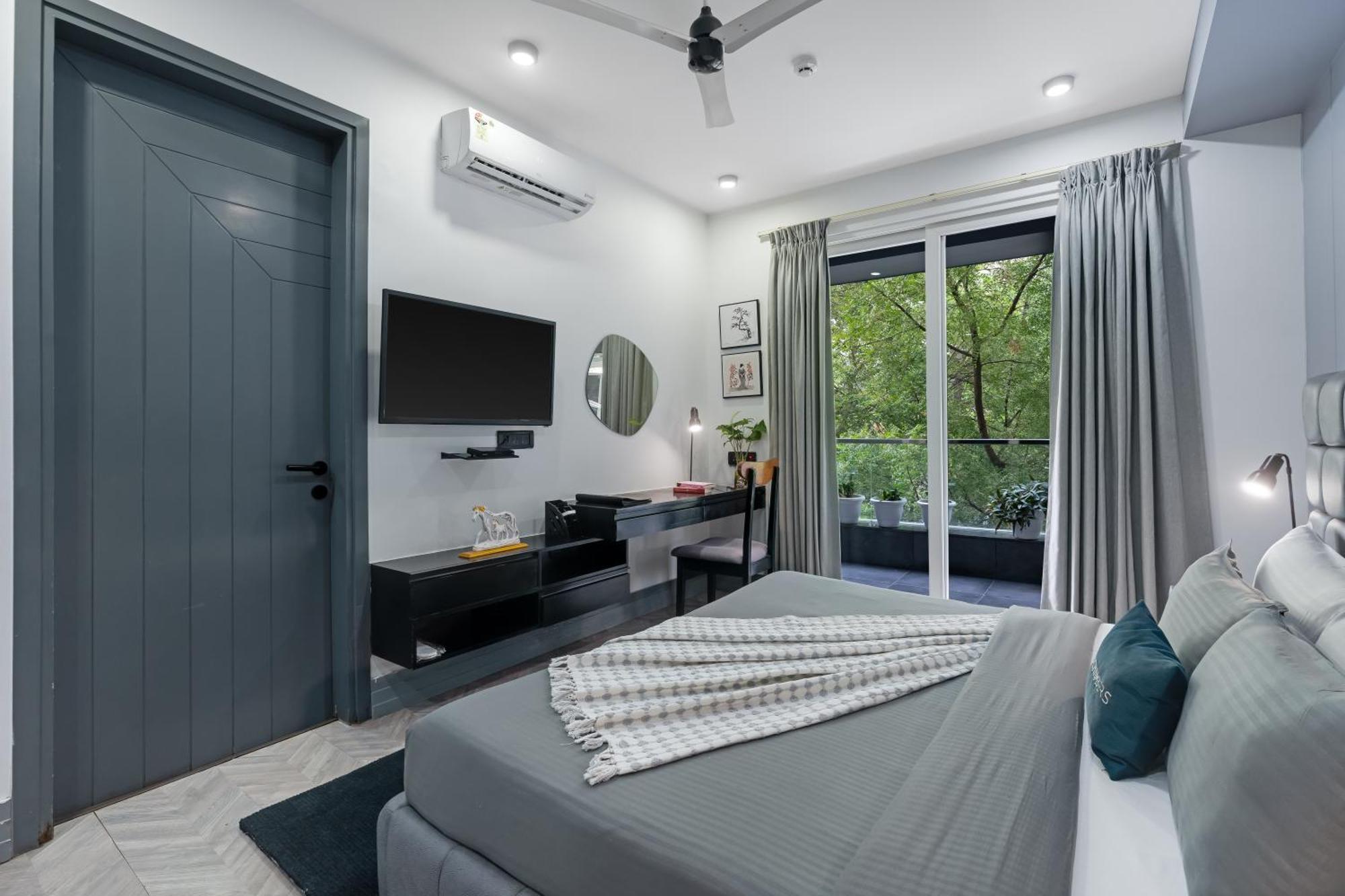Bedchambers Serviced Apartments, Mg Road Gurgaon Bagian luar foto